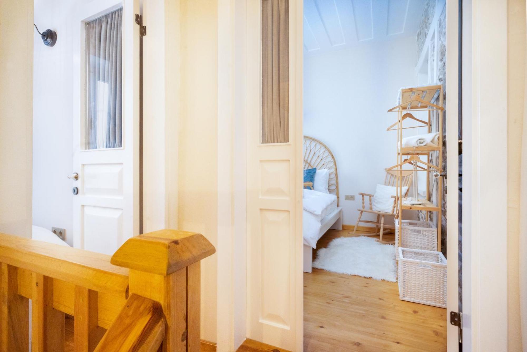 Miniq Homes 101 - Phokaia Stone House With Sea View Foça Buitenkant foto